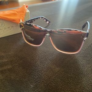 Blenders Lion Heart Sunglasses